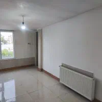 دهگلان. اجاره آپارتمان روی خ اصلی