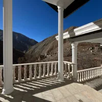 ویلا 300متر/ 140متر بنا+سوئیت مهمان/OUSHAN VILLA