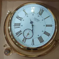 ساعت ایستاده طلایی چوبی