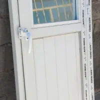 درب پی وی سی حمام