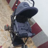 کالسکه رو به مادر ۲۰۰۰۰۰۰. تومان