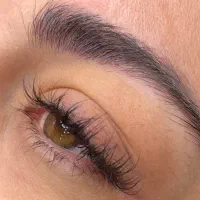 اکستنشن مژه با بهترین متریال روس lovely