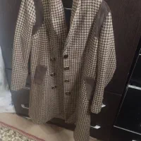 لباس مجلسی|لباس|رباط‌کریم, رباط‌کریم|دیوار