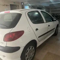 بدون رنگ حتی سپرها