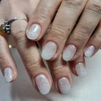 مدل کاشت و ترمیم ناخن رایگان