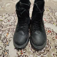 بوت بچگانه|کفش و لباس بچه|اندیشه, اندیشه فاز ۴|دیوار