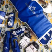 کلاه با نقاب و وسایل تکواندوفقط  یک و هفتصد|تجهیزات ورزشی|رشت, حاجی آباد|دیوار