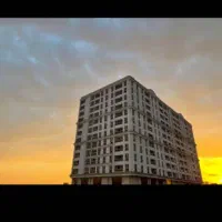 ۱۸۰متر ۳خواب ۸۰متر حیاط در اختیار
