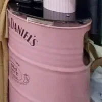 میز بشکه صورتی ، بوتیک و مغازه