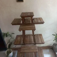 پایه گل و گلدان