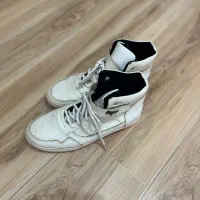 کفش کتونی چرمی سایز ۳۸|کیف، کفش، کمربند|تهران, سازمان آب|دیوار