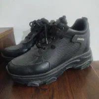کفش اسپورت در حدنو سایز 39