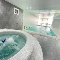 اجاره باغ ویلا  استخردار آب گرم سرپوشیده 1000متری