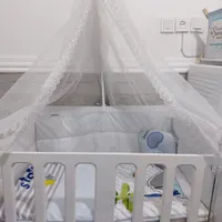 فروش گهواره کنار مادر