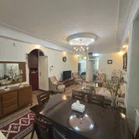 خانه در شاهین شمالی