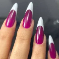 کاشت ناخن باقیمت عالی ، تمیز و موندگار