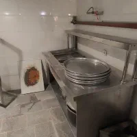 آشپزخانه داخل کافه رستوران