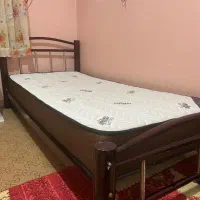 نخت یک نفره به همراه تشک