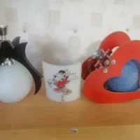 2عدد چراغ سقفی و 1عدد چراغ خواب دیواری