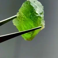 سنگ زمرد، زبرجد، یاقوت،گارنت، فیروزه