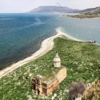تور گروهی قطار وان