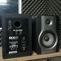 اسپیکر  ام آدیو  بی ایکس 6  کربن