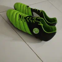 کفش فوتبال|کیف، کفش، کمربند|بندر کنگان, |دیوار