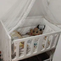 تخت کودک همراه سرویس خواب