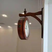 ساعت دیواری چوبی