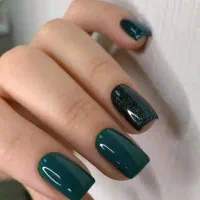 کاشت ناخن + ژلیش پا رایگان