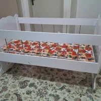 تخت گهواره نوزاد|تخت و صندلی بچه|قم, شهرک مهدیه|دیوار