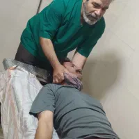 حجامت،زالودرمانی،اصلاح ستون فقرات ودیسک کمر|خدمات آرایشگری و زیبایی|خرم‌آباد, |دیوار