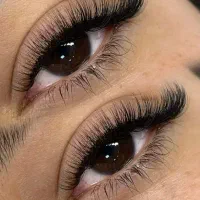 خدمات اکستنشن مژه با قیمت بسیار مناسب