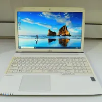 لپ تاپ شیک فوجیتسو Fujitsu