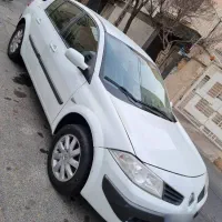 فروش مگان ۲۰۰۰اتومات|خودرو سواری و وانت|تهران, گلستان (شهرک راه آهن)|دیوار