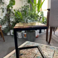 طراحی وساخت انواع میز عسلی در کارگاهی مجهز