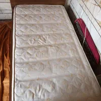 تخت یک نفره