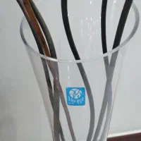 گلدان خارجی|گل مصنوعی|تهران, نیروی هوایی (پیروزی)|دیوار