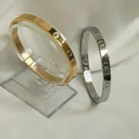 بنگل کارتیر ، دستبند النگویی