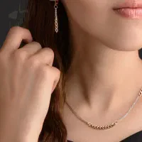 نیم ست زیبا جنگ زده ام پول لازمم میفروشم