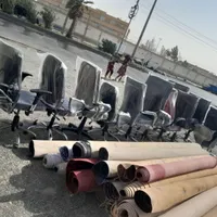 تعدادی صندلی چرخدار بزرگ بلند درحد سمساری کوهکن