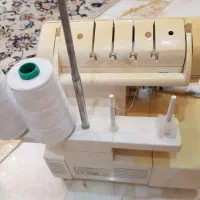 چرخ سردوز ۴ نخ آلمانی با جعبه|چرخ خیاطی و ریسندگی|تهران, دروازه شمیران|دیوار