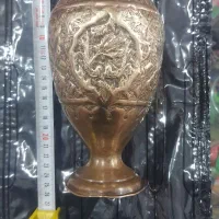 گلدان مسی قلم زنی شده|کلکسیون اشیاء عتیقه|کلاله, |دیوار