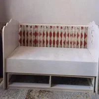 تخت وتشک