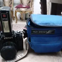 دوربین عکاسی  زنیت روسی۱۲۲ باکیف فلاش درحد نو