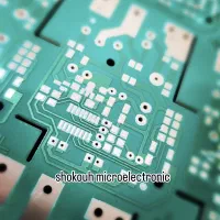 استخدام  در کارگاه تولید مدارات الکترونیکی