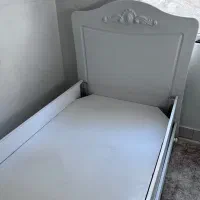 تخت کودک و نوجوان