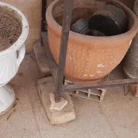 گلدون سفالی وپلاستیکی و استند سفید