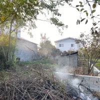 175متر-زمین-با-سند-و-پروانه-در-قلعه-گردن