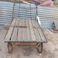 گاری چهار چرخ